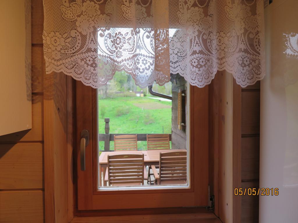 פוז'ינה Apartments Montana מראה חיצוני תמונה